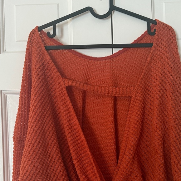 Cozy Rust Sweater - Picture 4 of 5